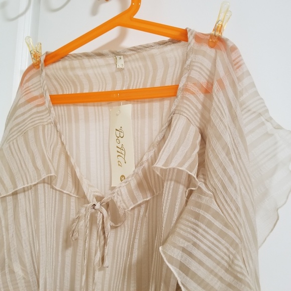 Top - Picture 3 of 4